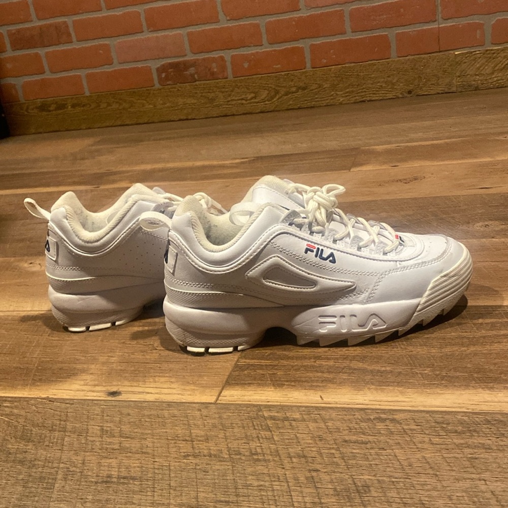 Fila original white sneakers size 8